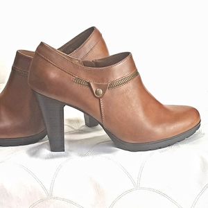 Brown,Camel,Chestnut Faux Leather Ankle Boots 👢😊